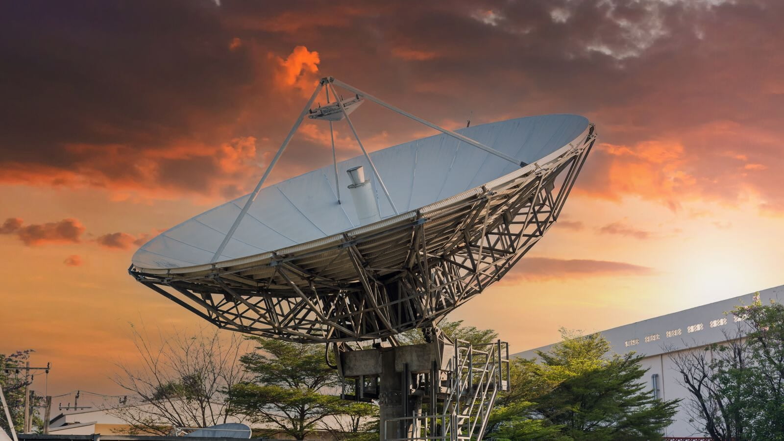 Satellite Systems & Connectivity Solutions