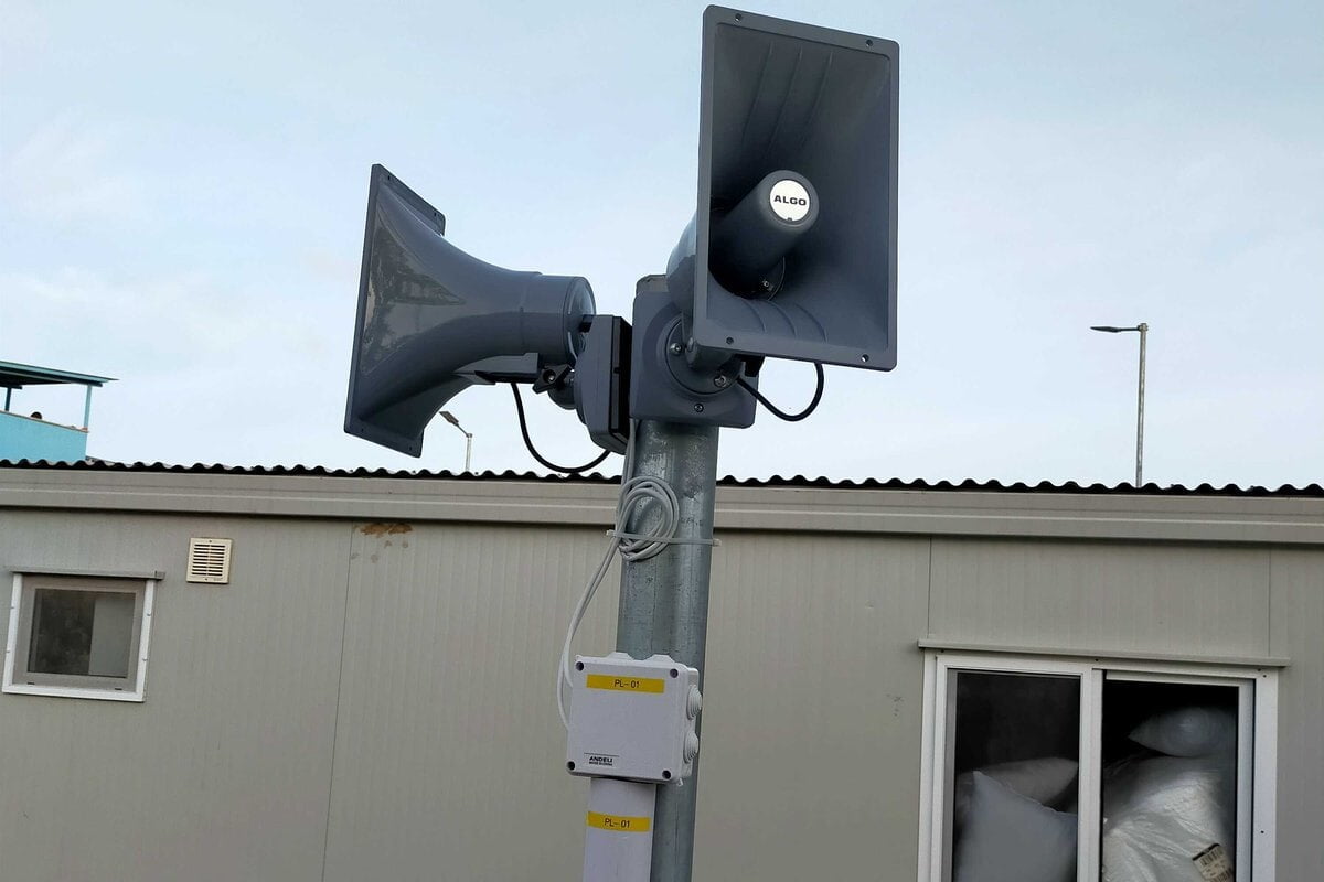 Mast-mounted communications and notification equipment